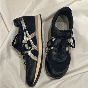 ASICS, TIGER RUNNER, Midnight/ silver, navy blue, women's sz 8